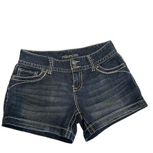 Women’s big chunky white stitch Maurices Dark Indigo Jean Shorts Sz 1/2 boxGB